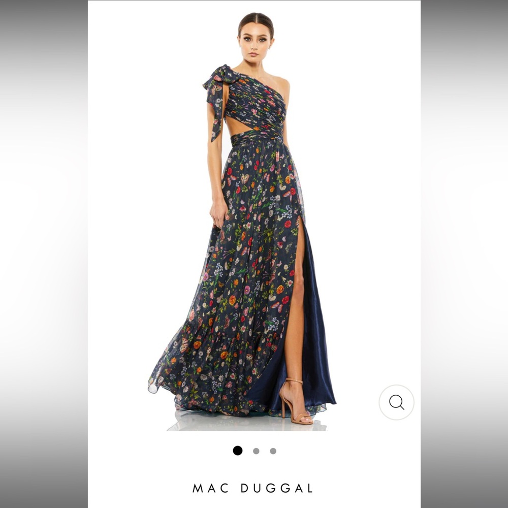 NWT Mac Duggal One-Shoulder Cut Out Gown